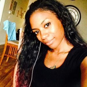 Meet your Posher, Ashleigh